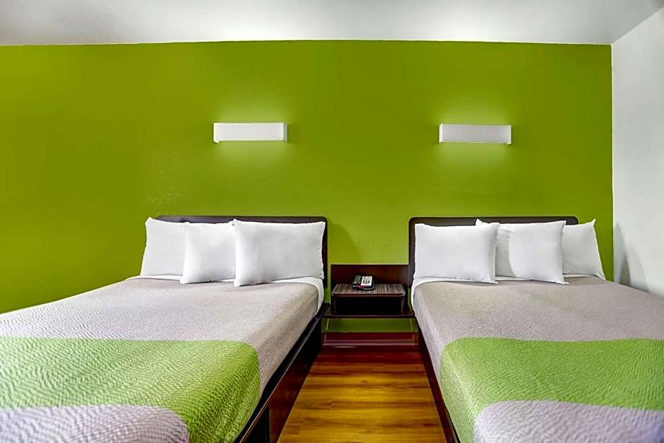 Motel 6-Moriarty, NM