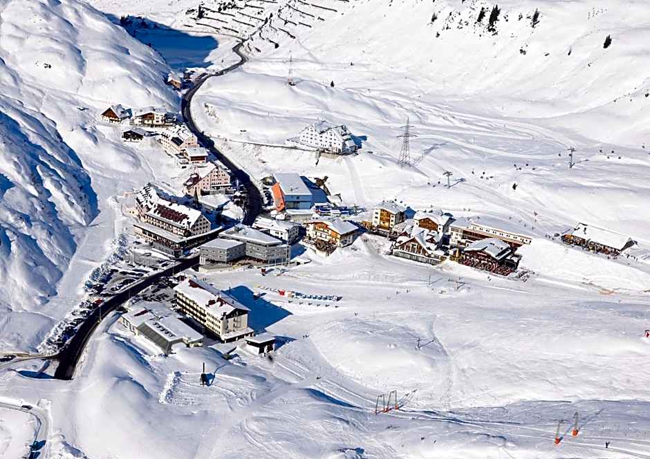 Hotel Ski Austria St.Christoph a.A.