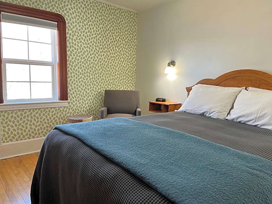 The Archie & Isidore Hotel