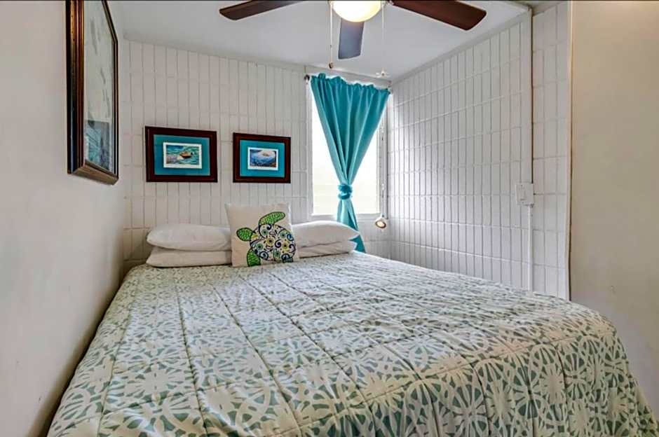 Stunning Ocean Views Condos in Oahu at Punaluu