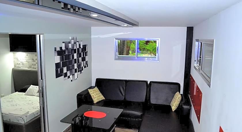 Micky Santoro- Apartments