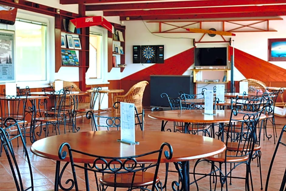 Matkó Airport és Élményközpont