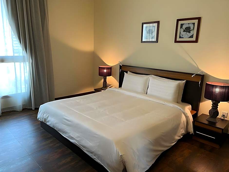 Al Manzil Hotel