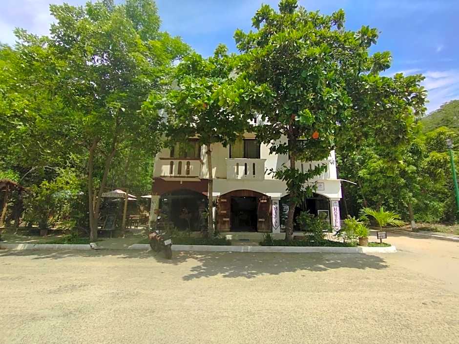 YUU-LEE CASA BENDITA HUATULCO