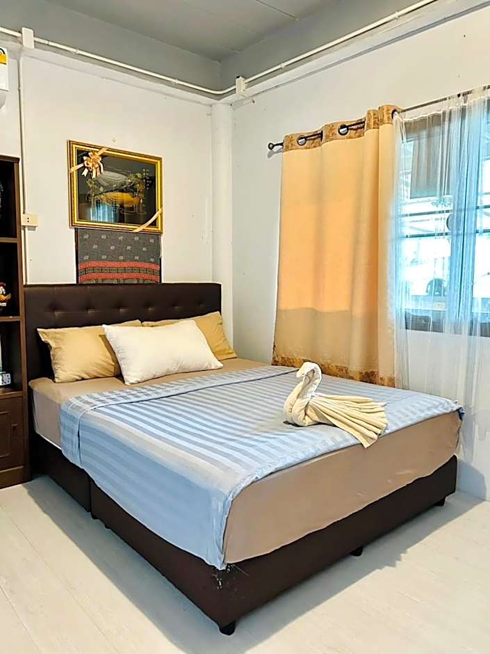 The Dreamcatcher Hostel Nathon SamuiSunset