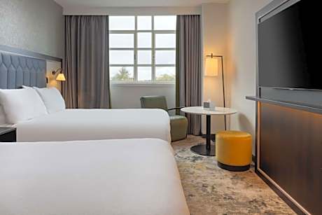 Deluxe Double Room with Two Double Beds and Castle View