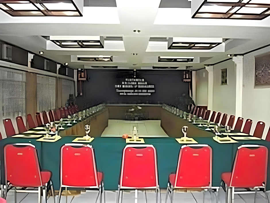 Komajaya Komaratih Hotel