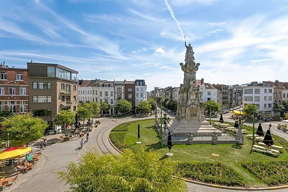 National City Apartments