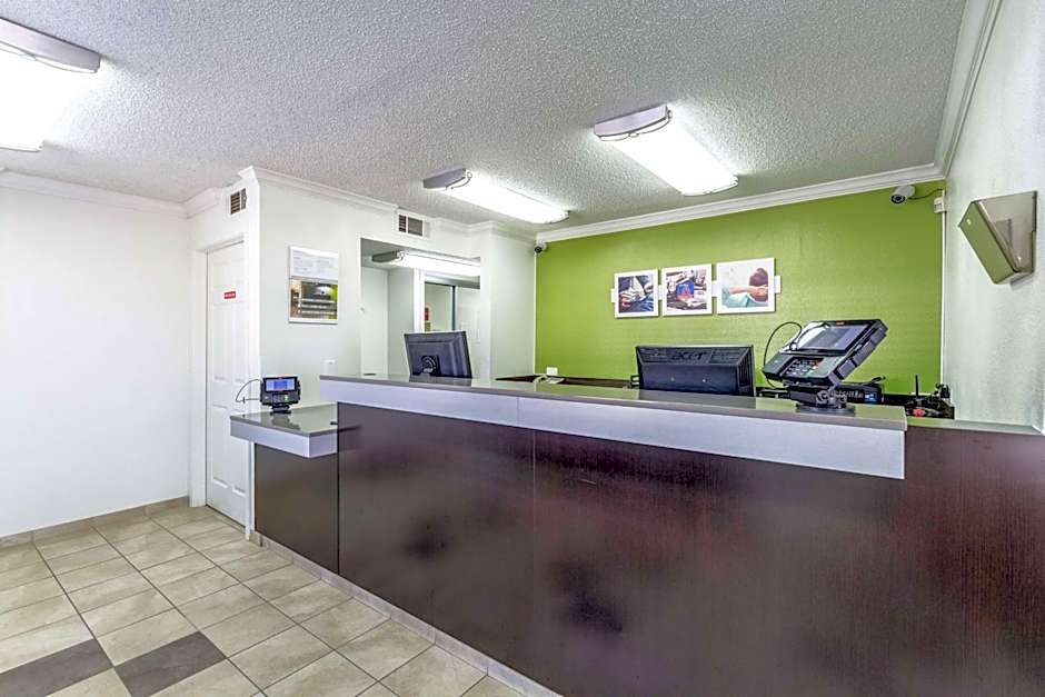 Studio 6-Dallas, TX - Northwest