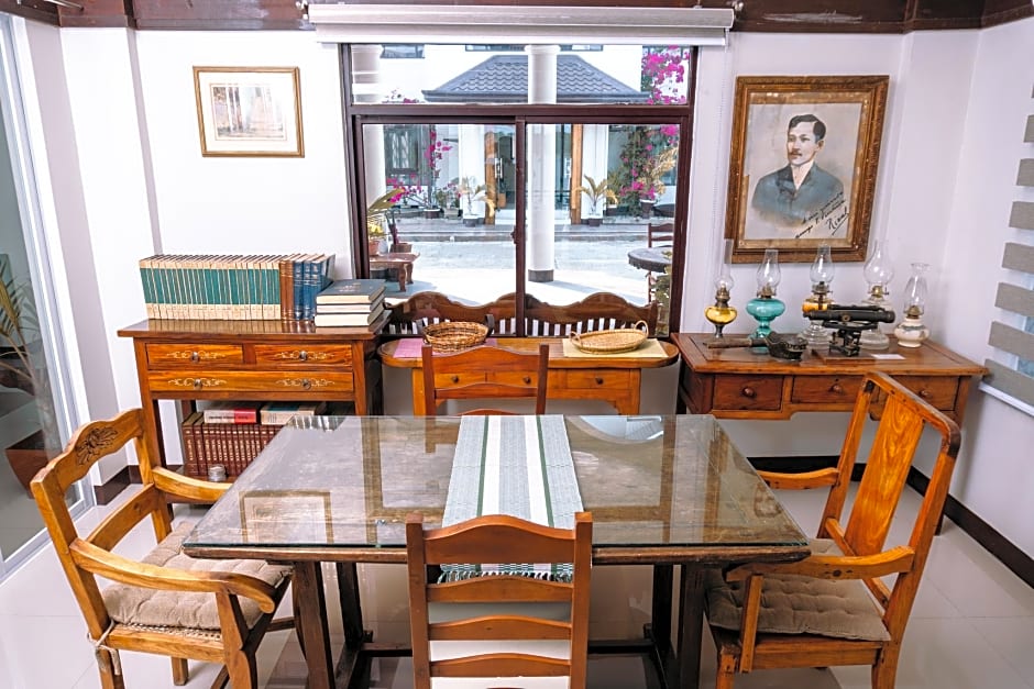 Veranda Suites and Restaurant