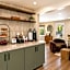 Wayside Inn