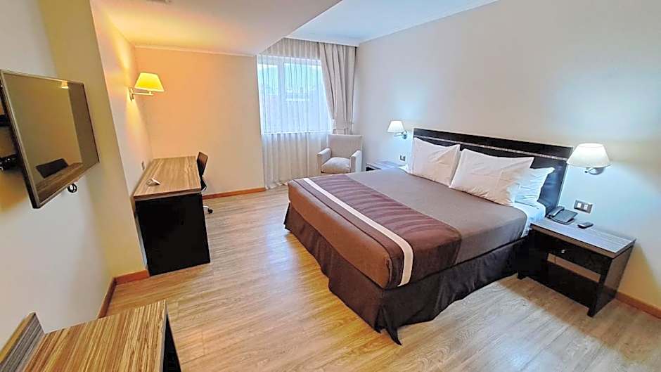 Hotel Diego de Almagro Providencia