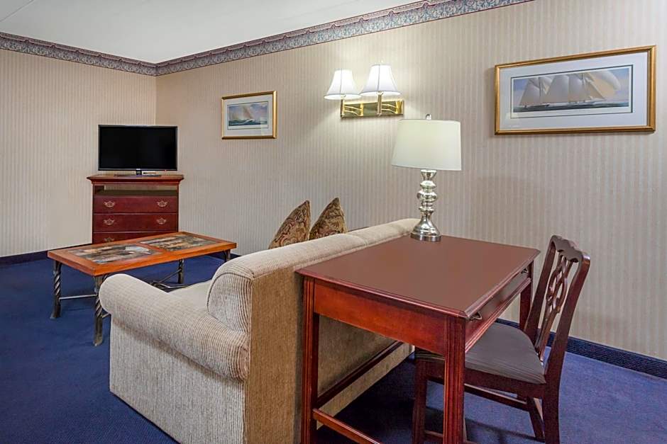 Howard Johnson by Wyndham Mystic