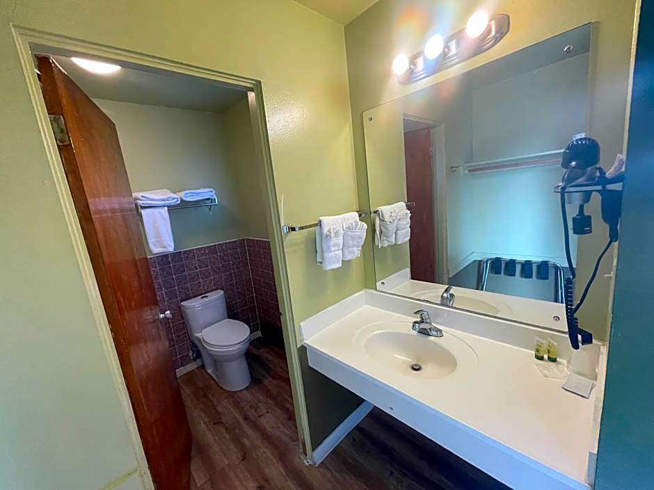 Motel Oasis