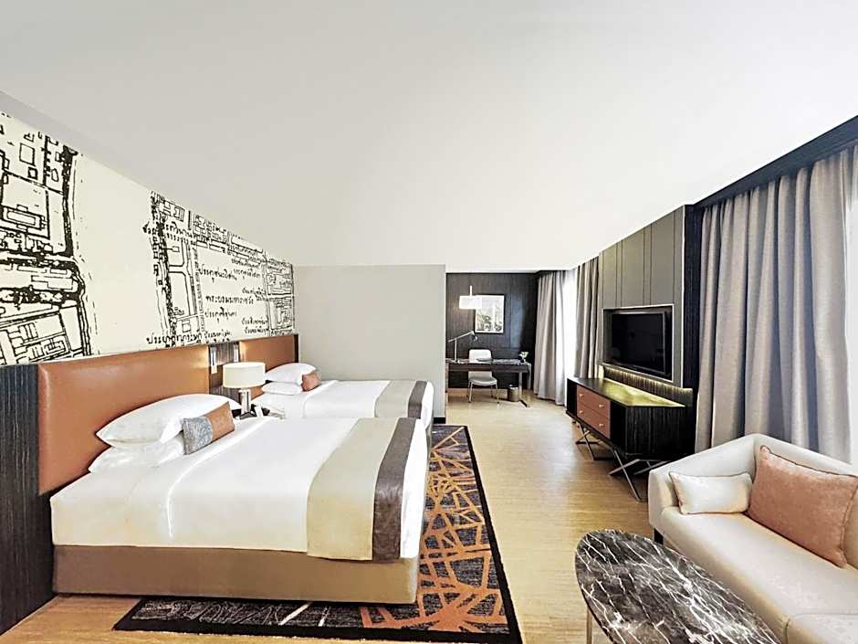 Photo 1 of 5 of Executive Suite