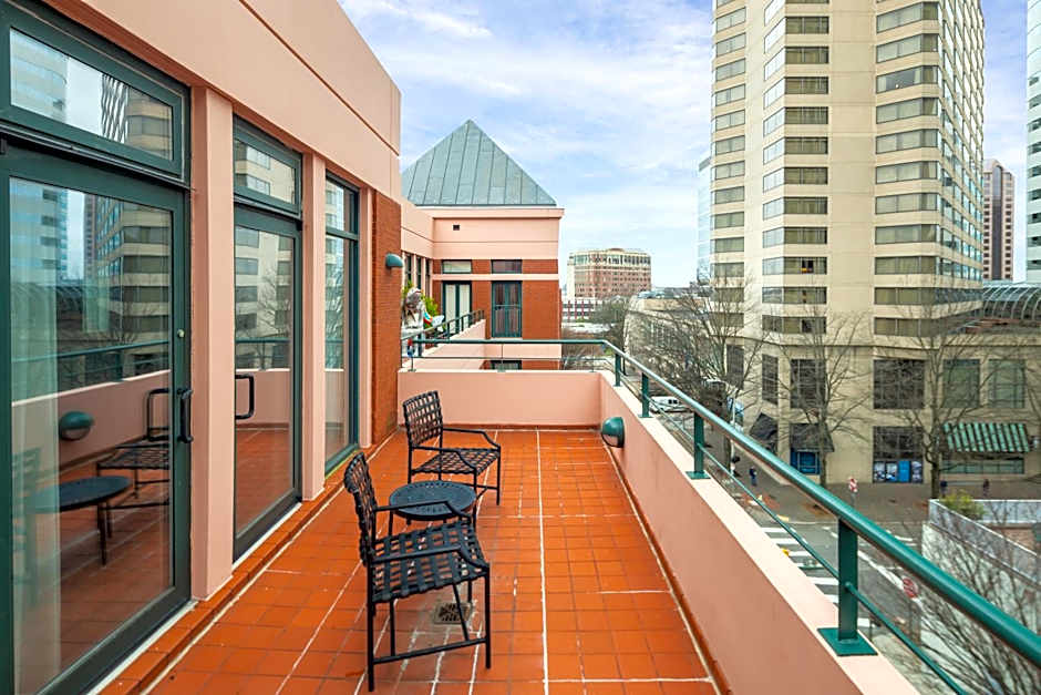 The Berkeley Hotel