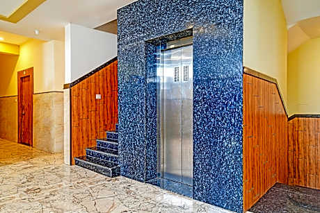 Hotel O Shree Khatu Shyam Palace