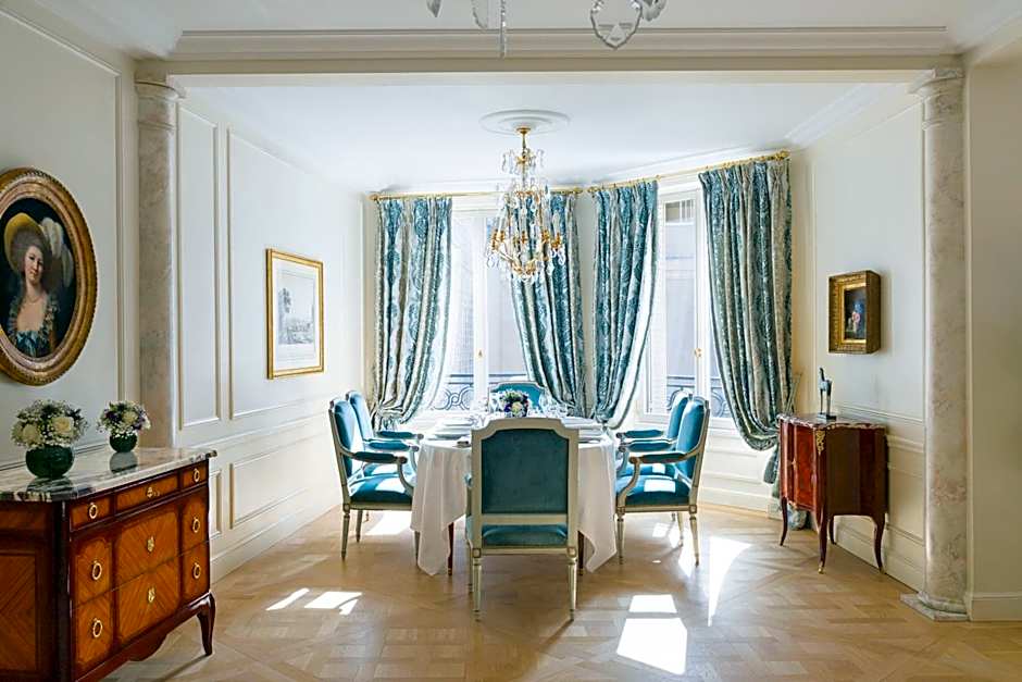 Le Bristol Paris, Oetker Hotels