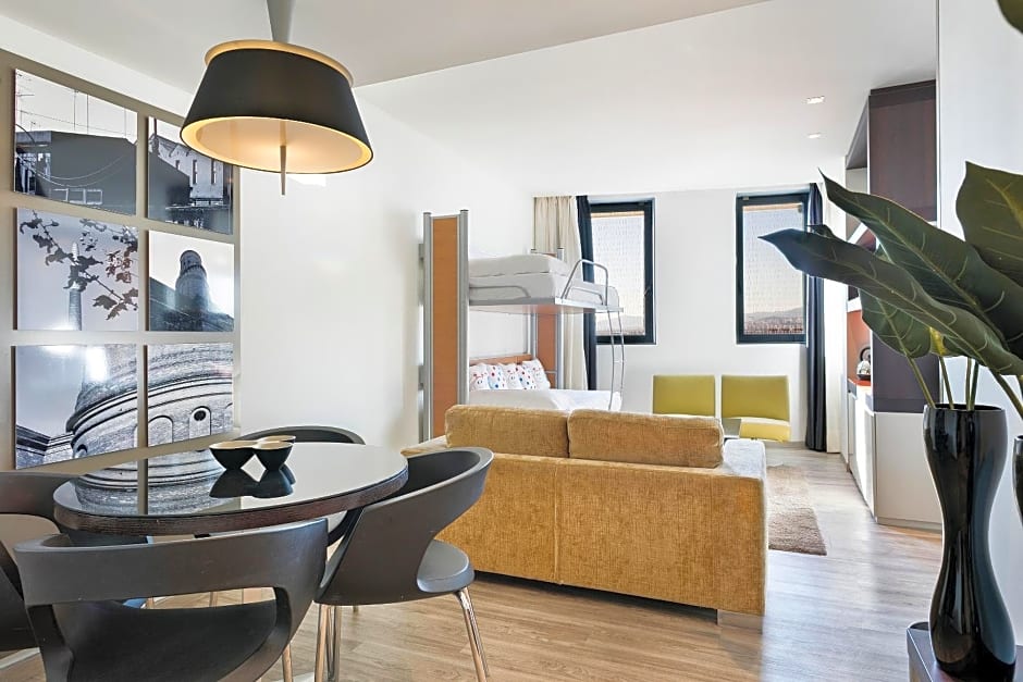 Hotel Barcelona Condal Mar Affiliated by Meliá