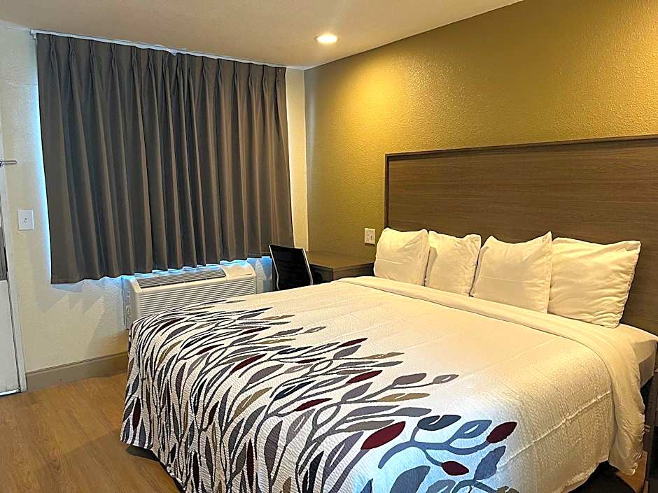 Red Roof Inn Haltom City