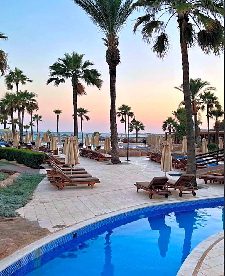 Adams Beach Hotel & Spa