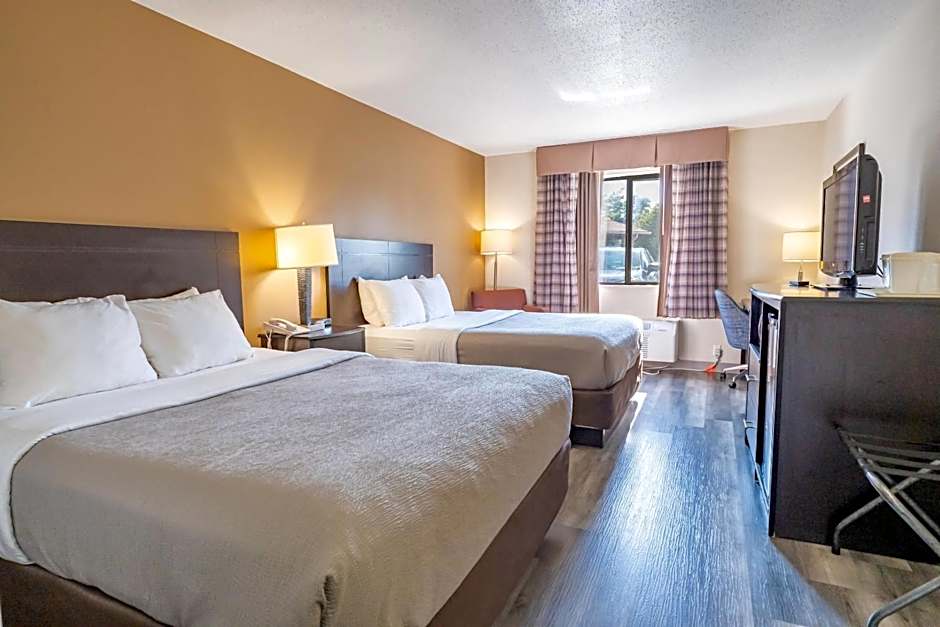 Quality Inn & Suites Sun Prairie