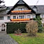 Pension Arkadenhof