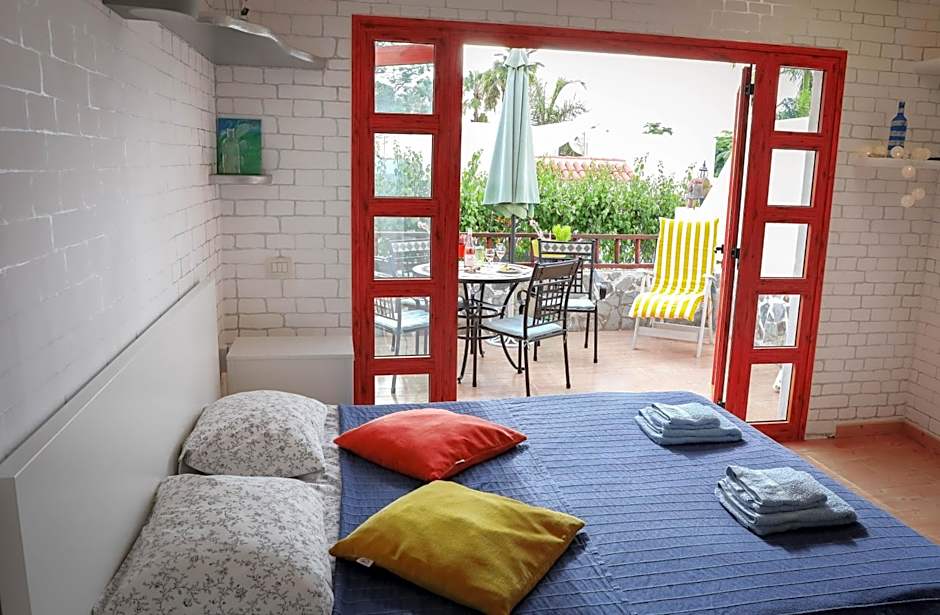 Los Geranios, Close to BEACH, Puerto Colon, YellowCat 2