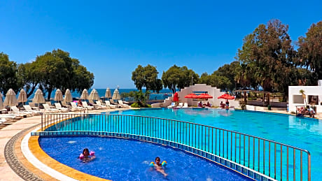 Mandalinci Beach Hotel - Alojamientos en TURGUTREIS