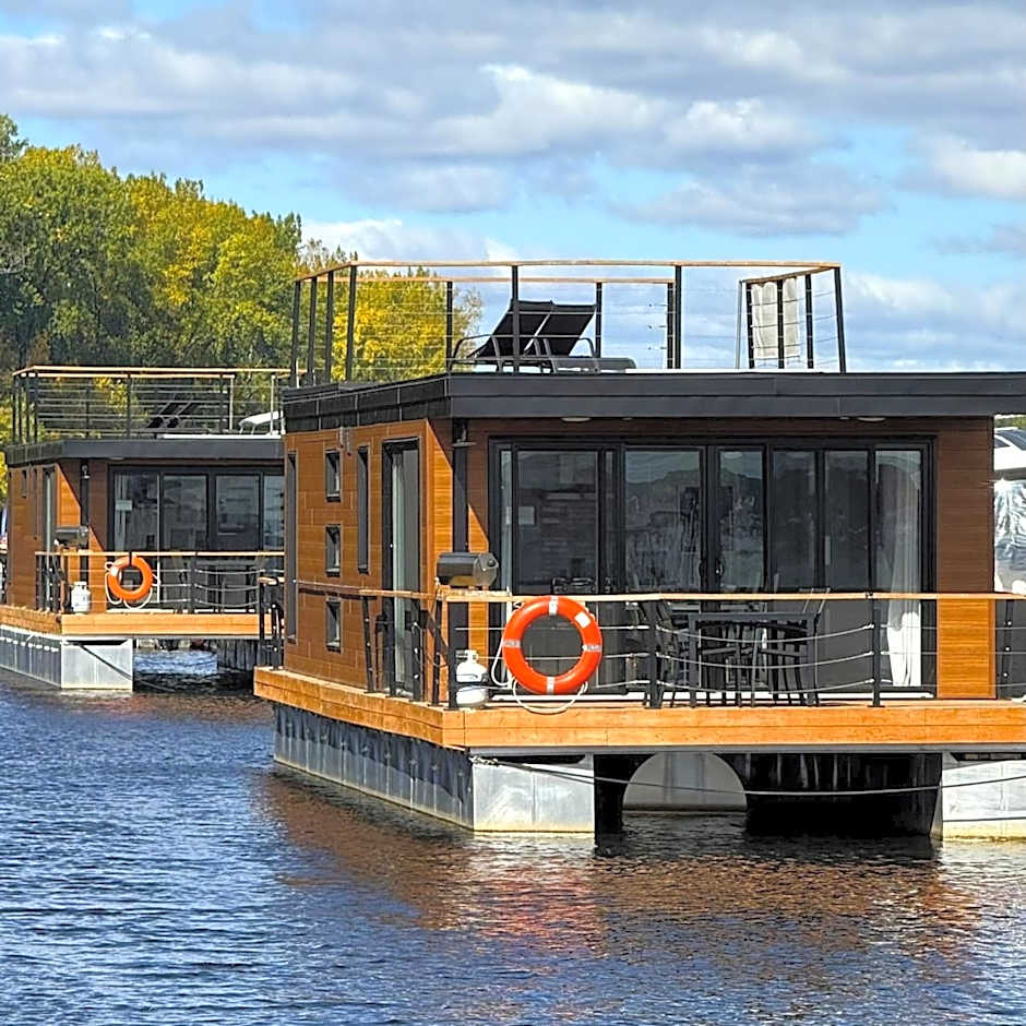 Yacht Club de Trois-Rivières 2 - Maison flottante