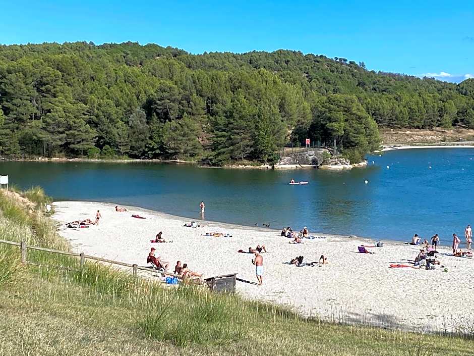 Hôtel Pont Rouge , Carcassonne