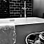Noir Home