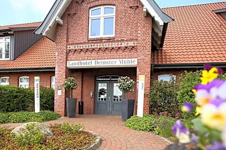 STADE LAND GOLF HOTEL Tiny Häuser