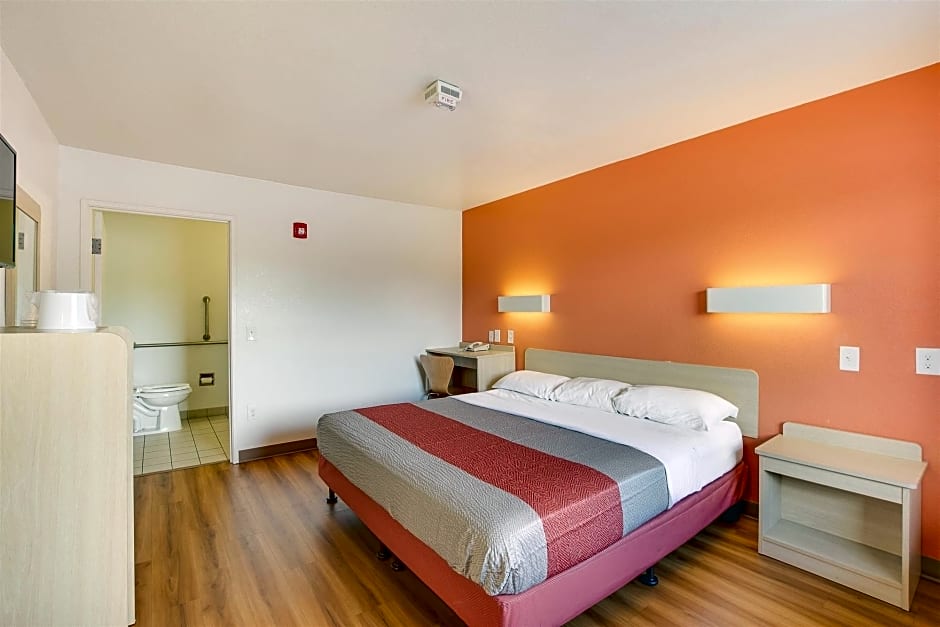 Motel 6 Columbia, SC - West