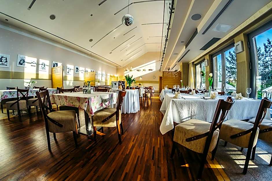 Ośrodek Szkoleniowo-Wypoczynkowy "Stodoły"