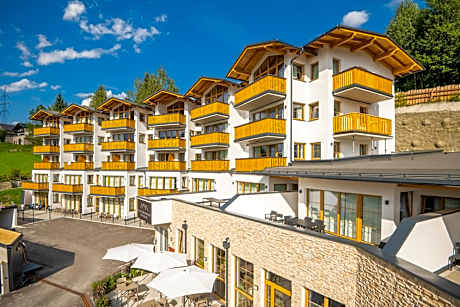 AlpenParks Hotel & Apartment Alpendorf