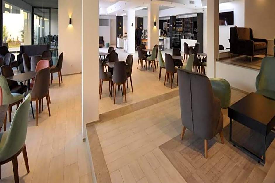 Hotel Lescure Business and SPA