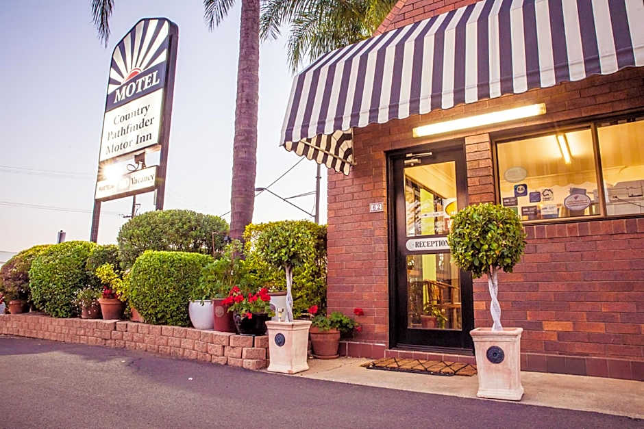 Country Pathfinder Motor Inn