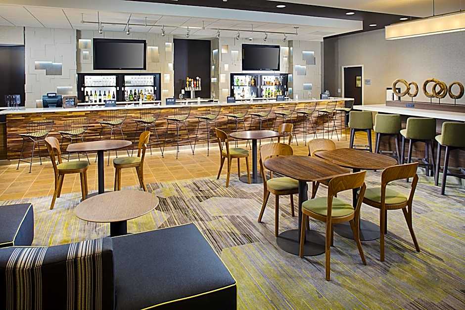 Courtyard by Marriott Dallas Carrollton and Carrollton Conference Center