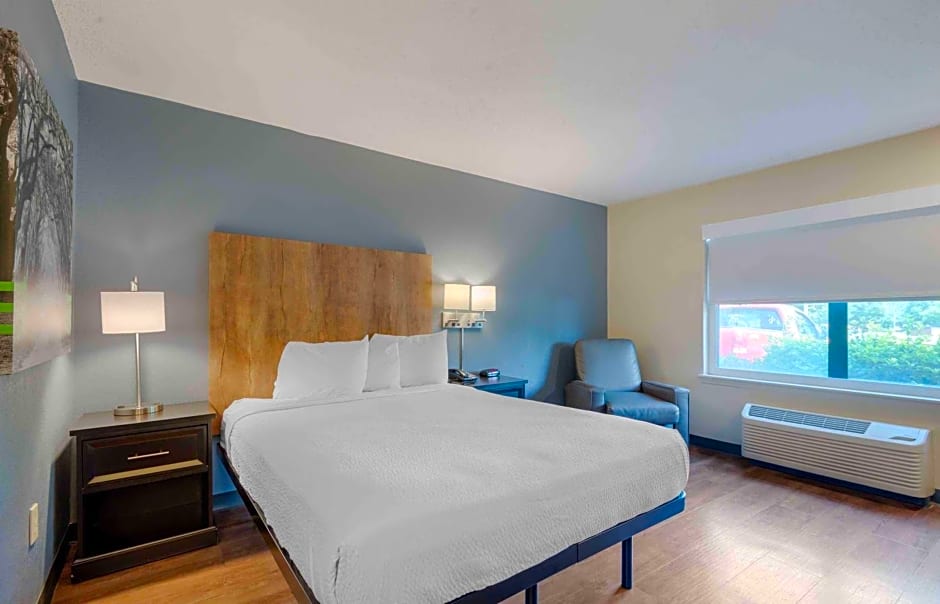 Extended Stay America Suites - Charlotte - University Place