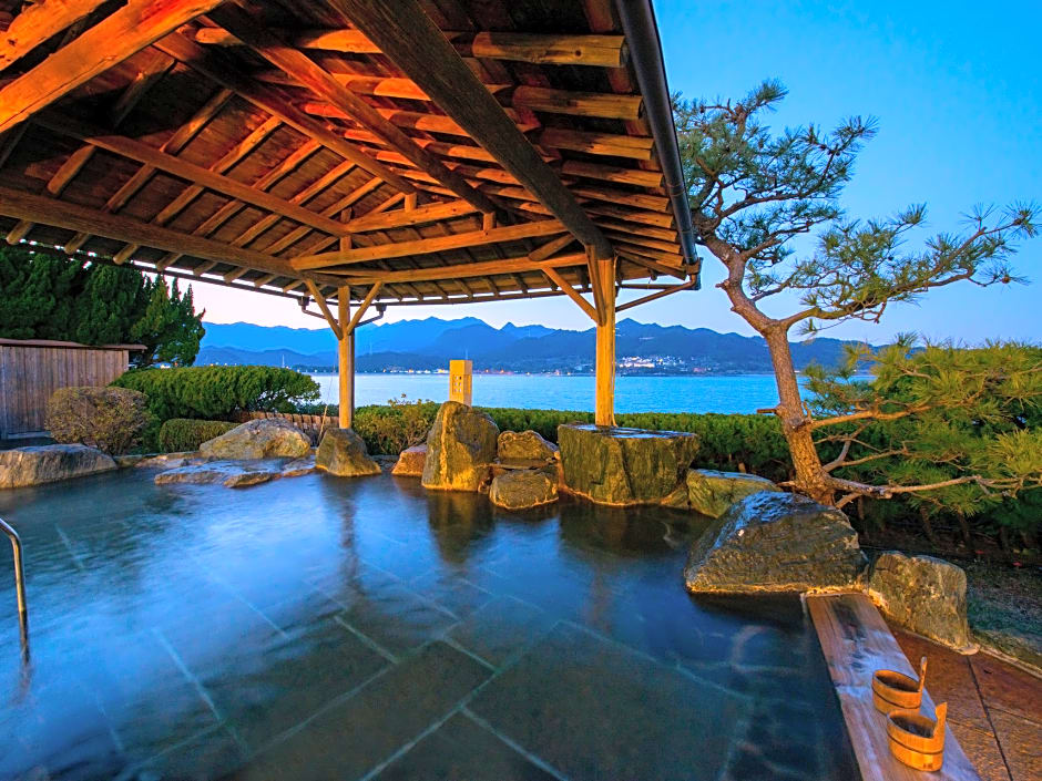 Kamenoi Hotel Nachikatsuura