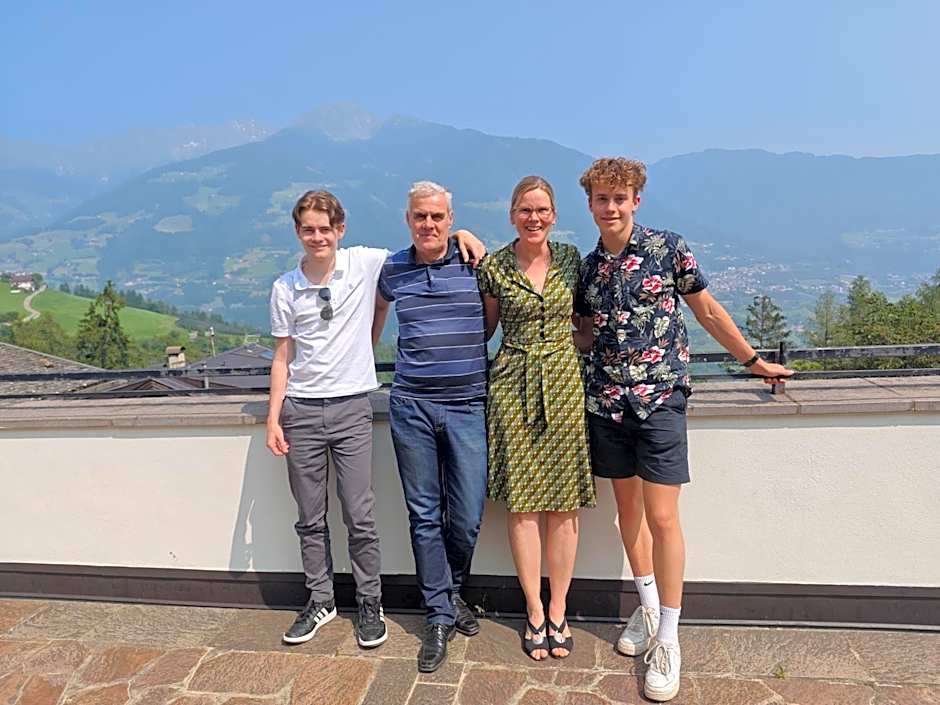 Pension Apartments Pardell