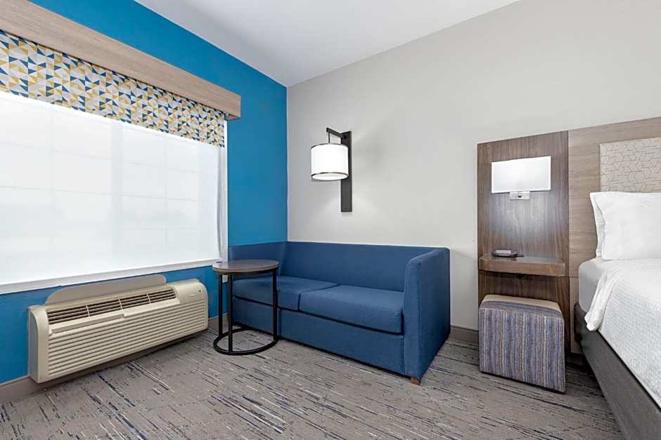 Holiday Inn Express and Suites Granbury By IHG