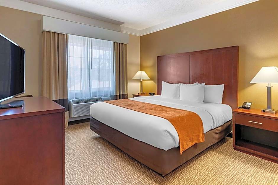 Comfort Suites Linn County Fairground And Expo
