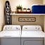 Waterfront Resort Condo w Beach