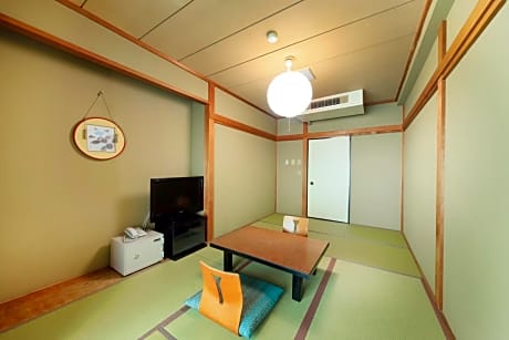Japanese-Style Room with Front Sea View