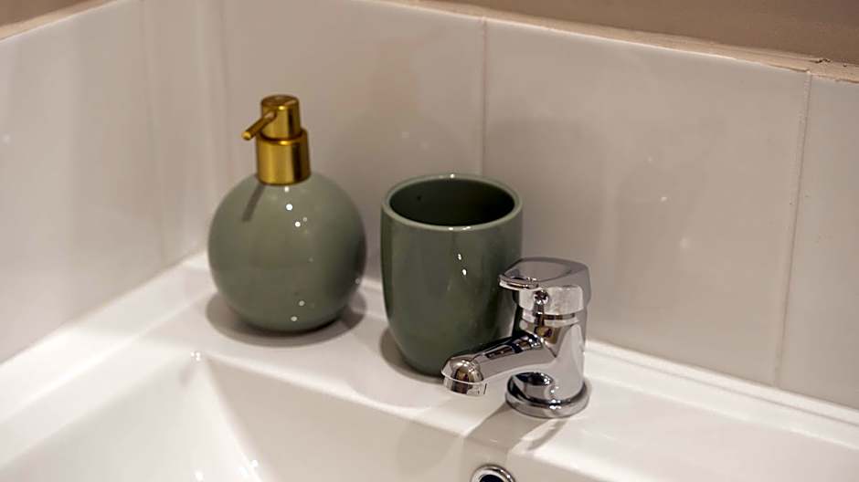 Chambres au coeur du quartier historique - Maison Alternativi