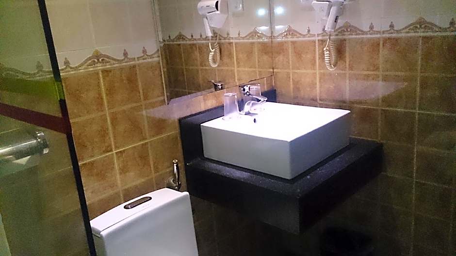 Hotel & Apartment Ambassador 3