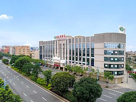 Vienna Hotel Guangdong Zhongshan Xiaolan High-Speed Railway Station