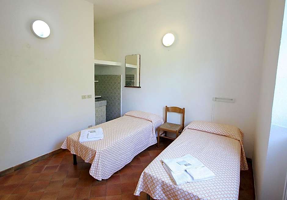 Santuario NS Soviore Cinque Terre